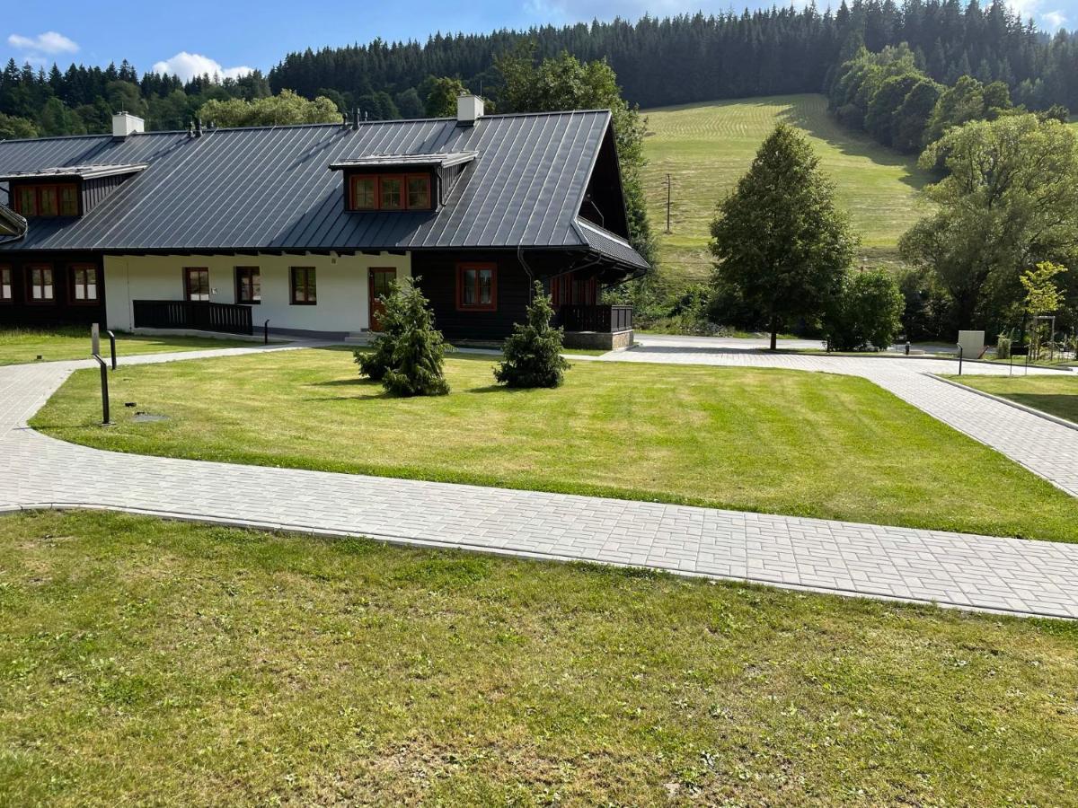 Apartmany Neta Velke Karlovice, Polansky Dvur Exterior foto